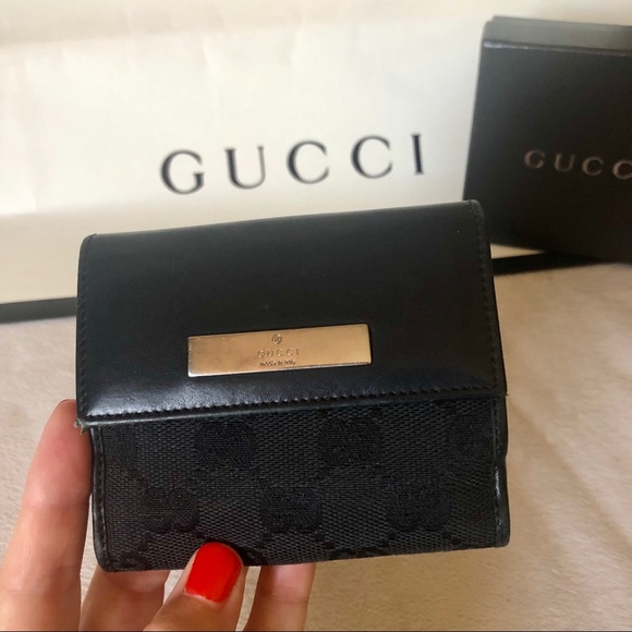 gucci black monogram wallet